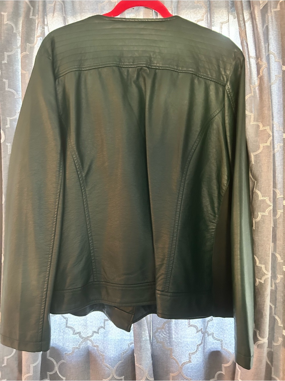 EVRI Women's Forest Green Faux Leather Zip Front Jacket - Picture 3 of 3